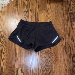 Lulu lemon Hotty hot short